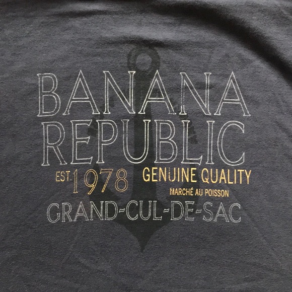 M Banana Republic Graphic Tee - Picture 2 of 3
